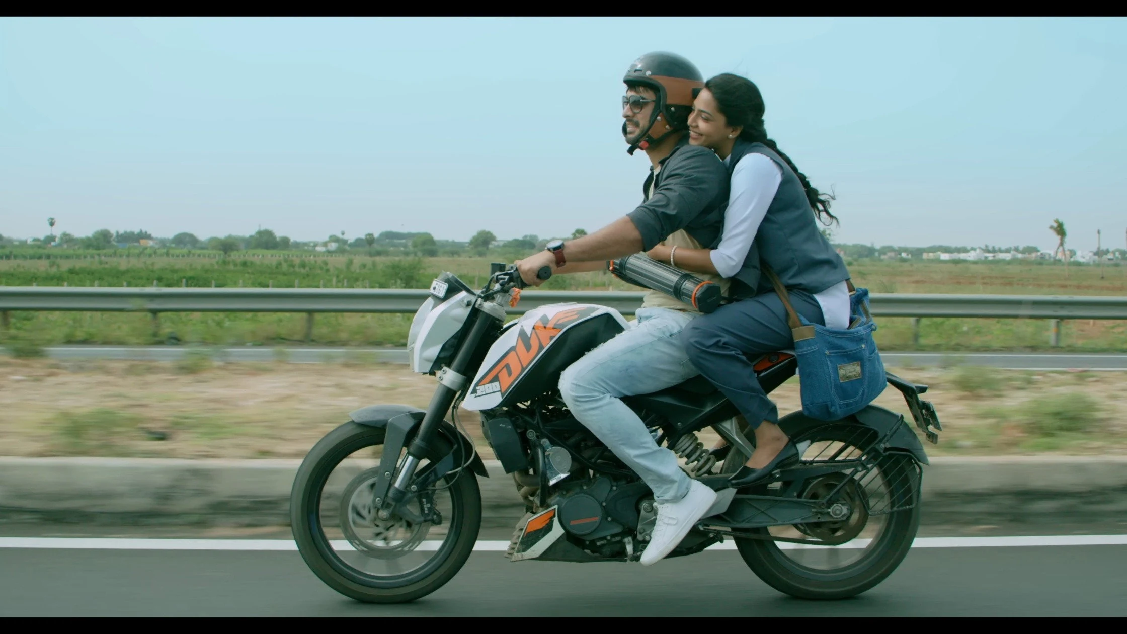 Mayanadhi still 2